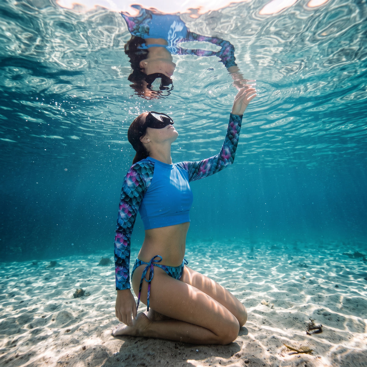Arcane Pearl Long Sleeve Crop Top Rashguard | Kai