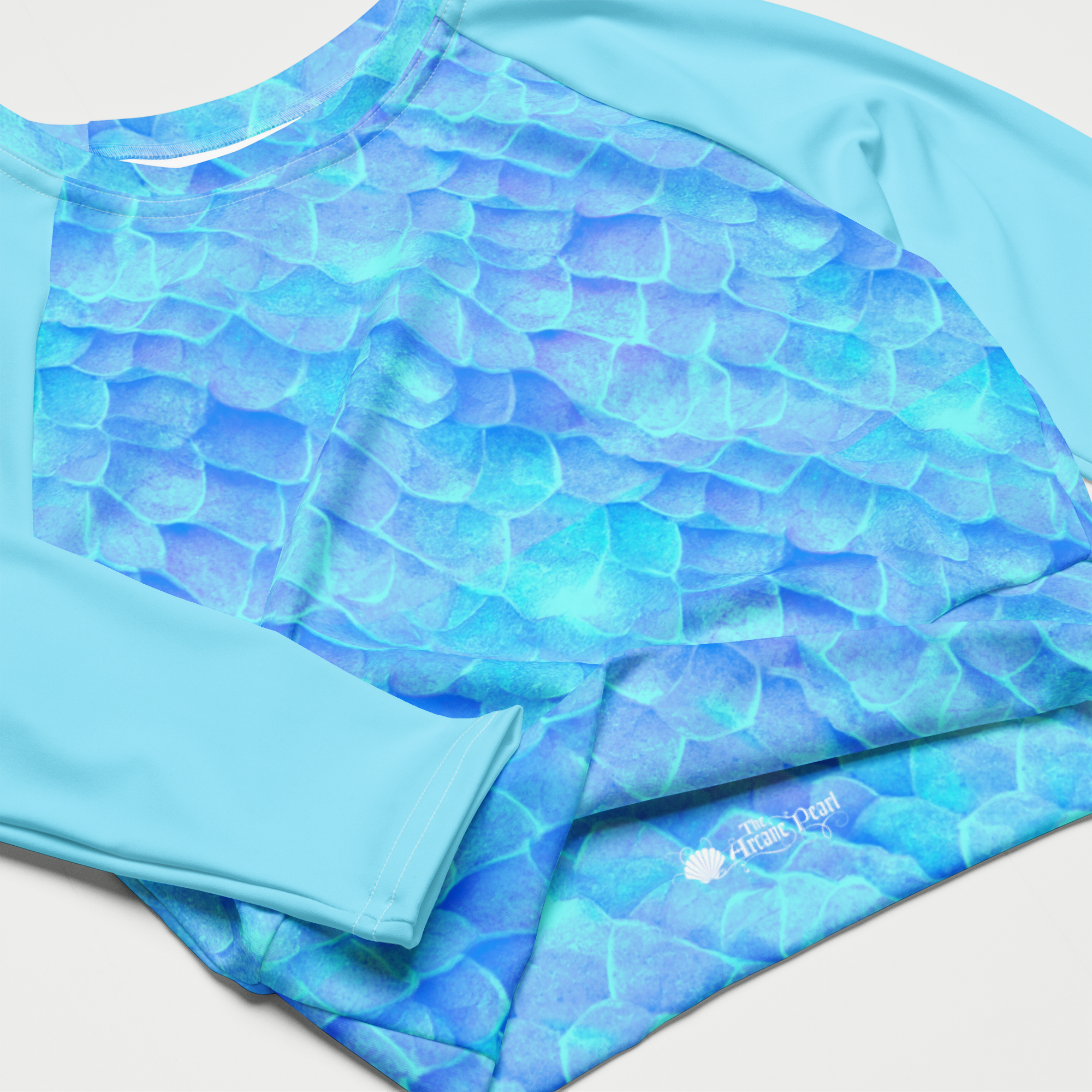 Arcane Pearl Long Sleeve Crop Top Rashguard | Lana